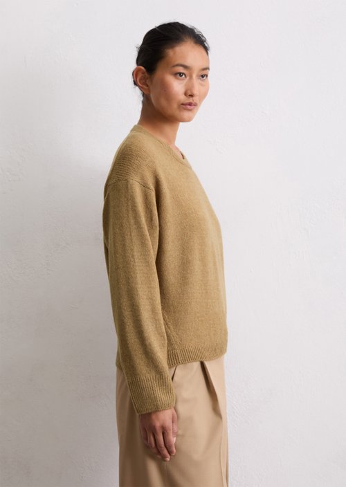 Loose knit sweater — Salted Caramel