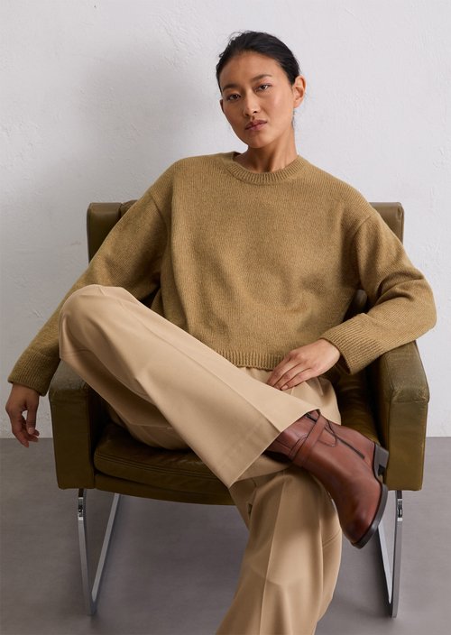 Loose knit sweater — Salted Caramel