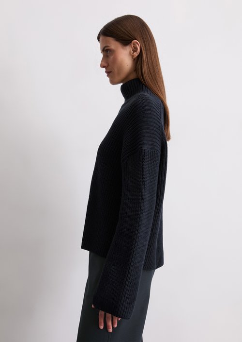 Knitted sweater Travel Collection — Deep Night Blue