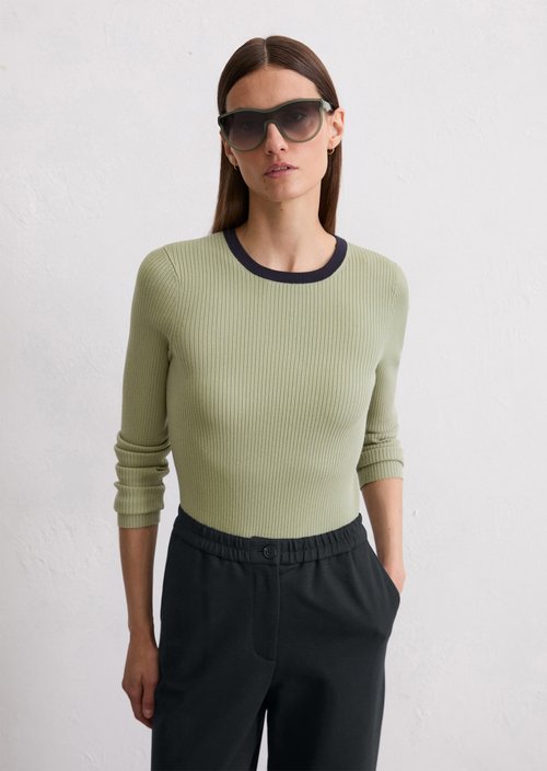 Sweater Travel Collection — Smooth Sage