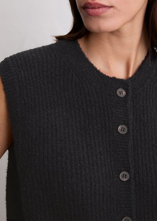 Sleeveless knitted vest regular — Deep Night Blue