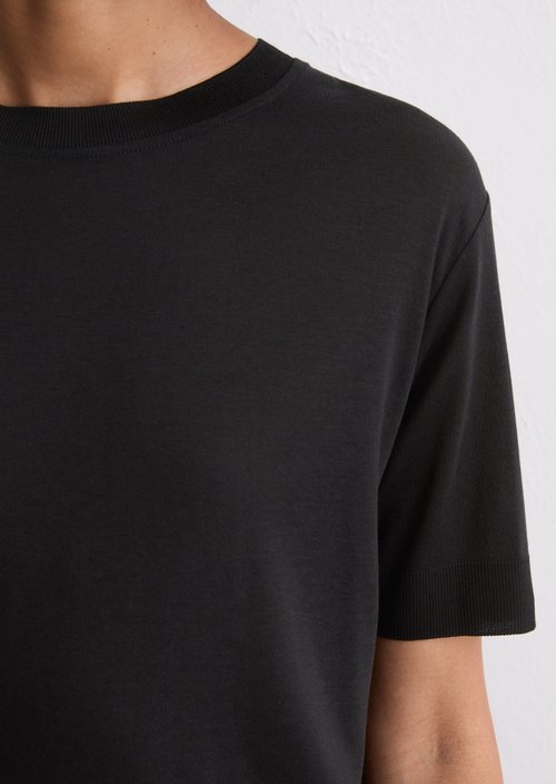 Luxury T-Shirt relaxed — Black