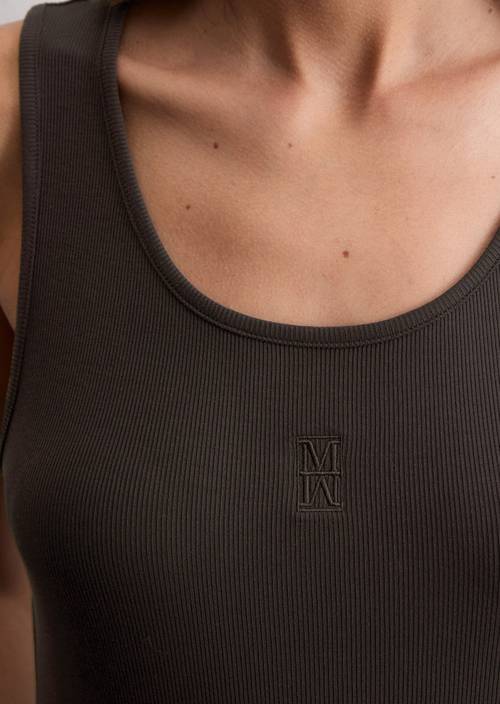 Regular tank top Dark Coffee in detail view