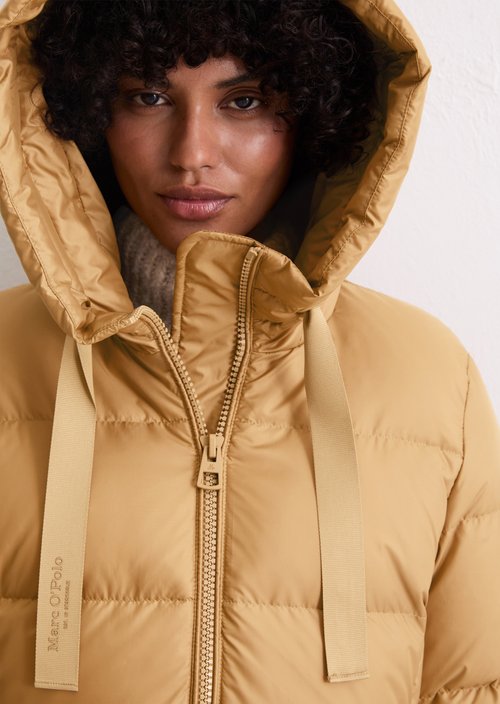 Hooded down coat shaped — Salted Caramel