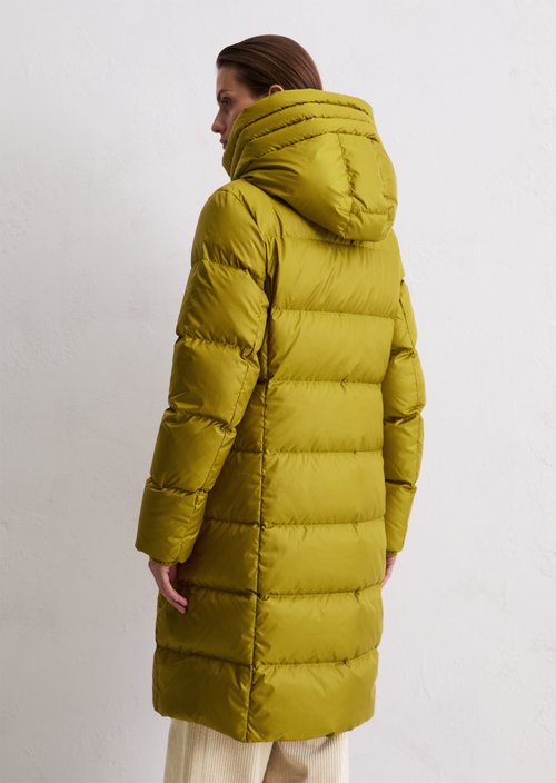 Hooded down coat shaped — Bright Pea (alternate view)