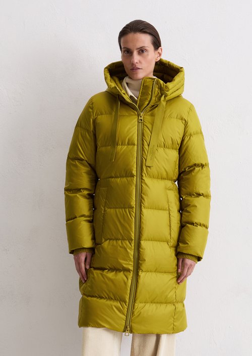 Hooded down coat shaped — Bright Pea