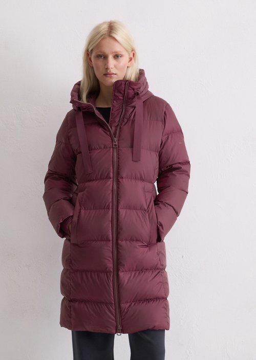 Hooded down coat shaped — Aubergine Red