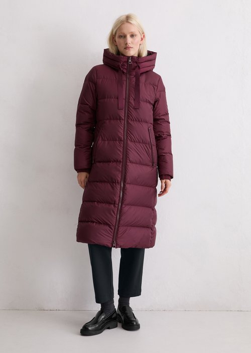 Hooded down coat fitted — Aubergine Red