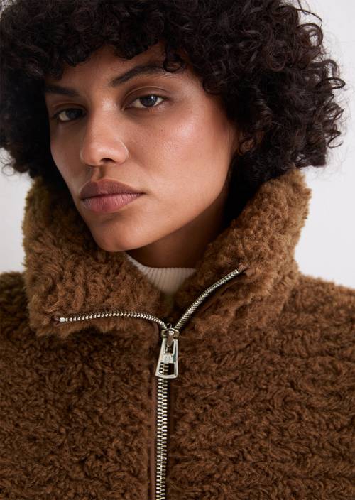 Teddy jas regular Pure Chocolate in detailaanzicht