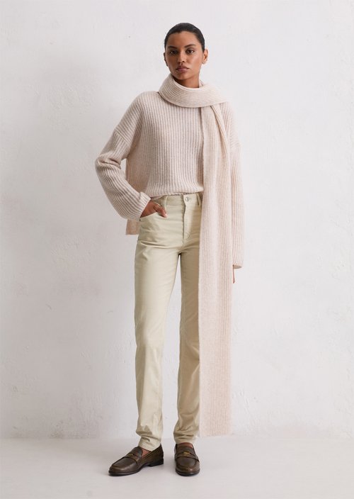 Velvet pants model Alkea slim — Light Oat