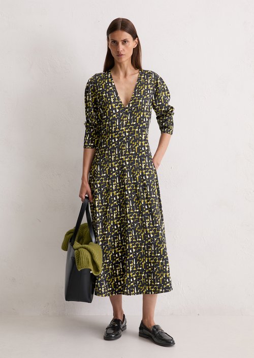 Dress shaped — Medium Green
