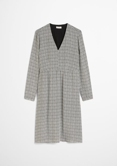 Dress shaped — Black