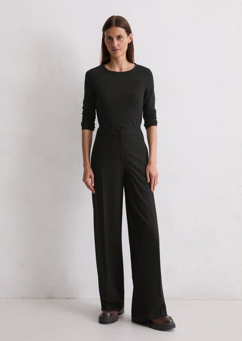 Longsleeve regular — Black
