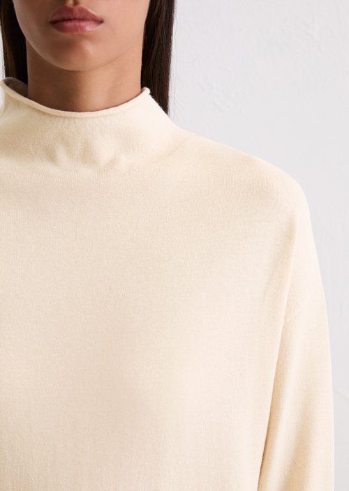 Relaxed fine knit sweater dress — Light Oat