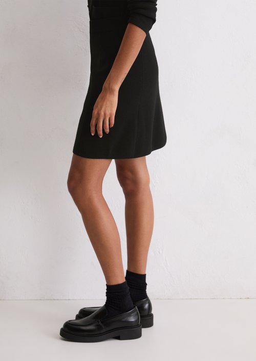 Mini knitted skirt regular — Black