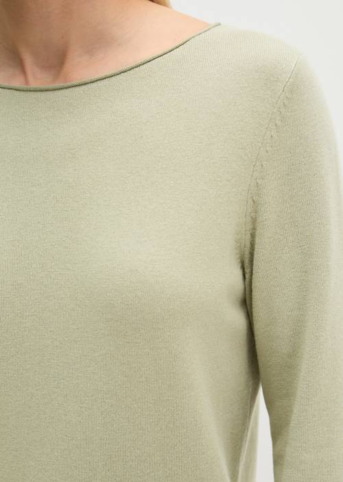 Pull-over en maille fine regular Smooth Sage en vue détaillée
