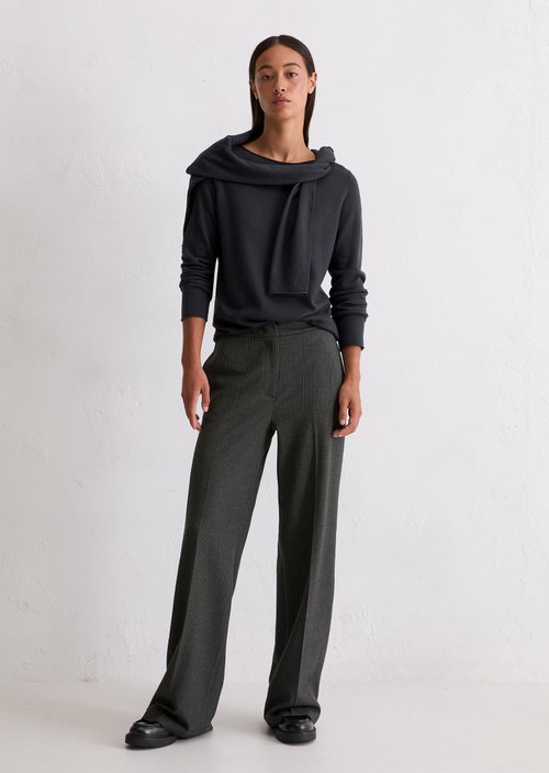 Regular fine knit sweater — Deep Night Blue