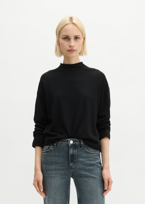 Oversized fine knit sweater — Black