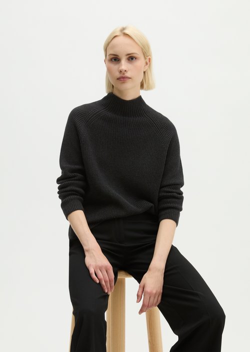 Regular-Fit Knit Sweater — Coal Grey Melange