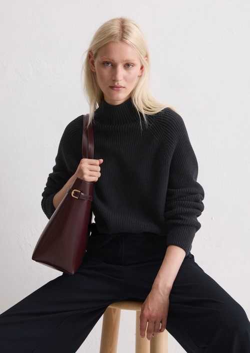 Regular-Fit Knit Sweater — Deep Night Blue