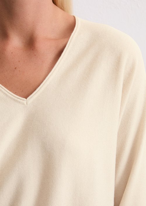 Oversized fine knit sweater — Light Oat