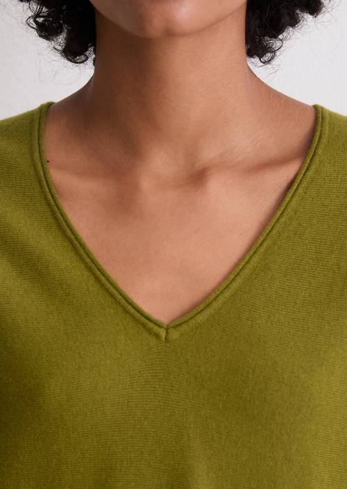 Oversized fijn gebreide trui Deep Pea in detailaanzicht