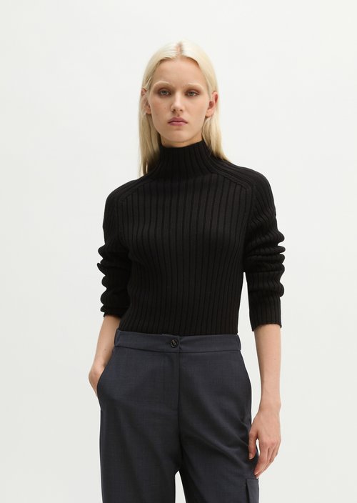 Turtleneck sweater slim — Black