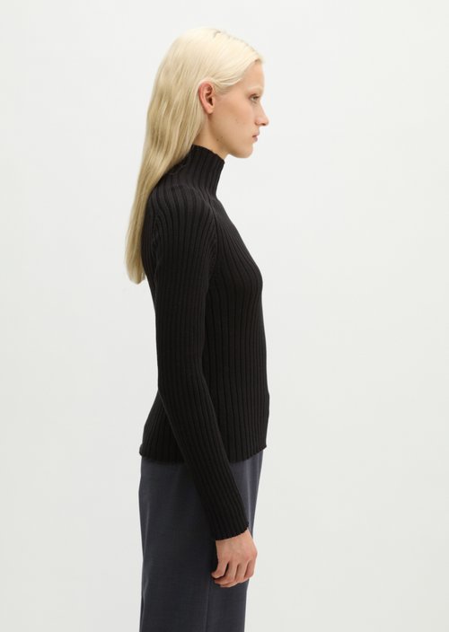 Turtleneck sweater slim — Black