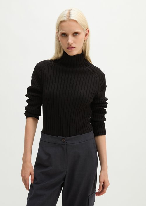 Turtleneck sweater slim — Black