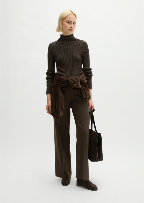 Turtleneck sweater slim — Burnt Coffee