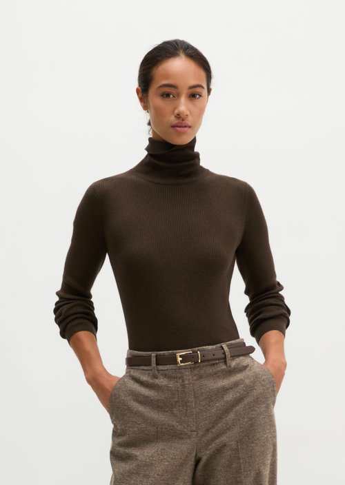 Turtleneck sweater slim — Burnt Coffee