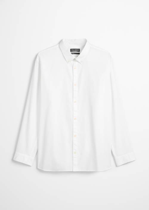 Chemise regular White en vue isolée sans mannequin