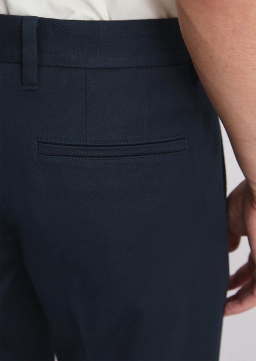 Chino model Osby tapered — Dark Navy