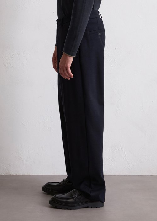 Hose Model Mossbo DFB Travel Collection — Deep Night Blue