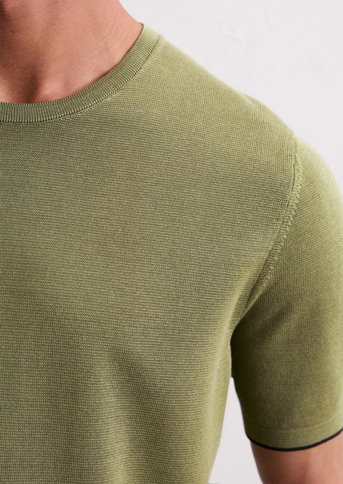 Feinstrickshirt Travel Collection — Avery Fern