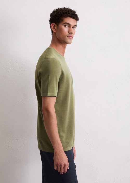 Feinstrickshirt Travel Collection — Avery Fern