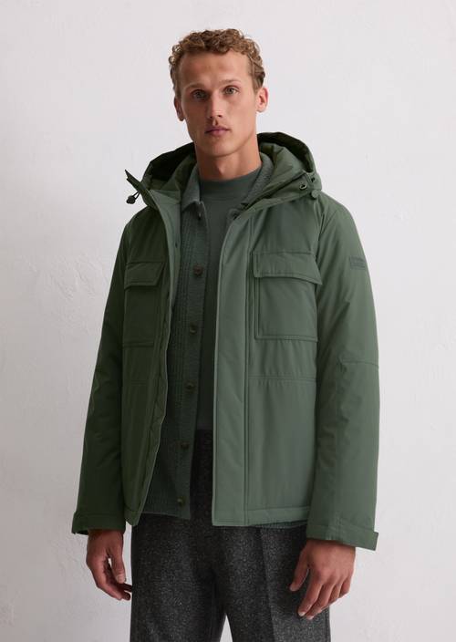 Chaqueta con capucha regular Mangrove en vista frontal