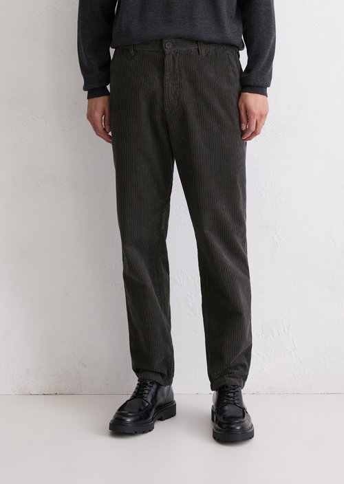Relaxed corduroy trousers — Broken Graphite