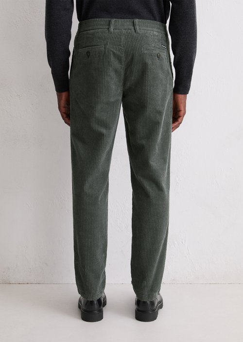 Relaxed corduroy trousers — Mangrove