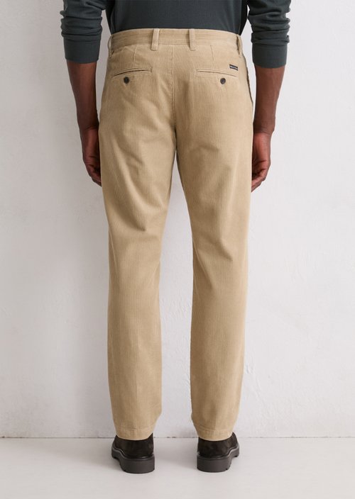 Corduroy trousers model Osby pleats tapered — Jonesboro Cream