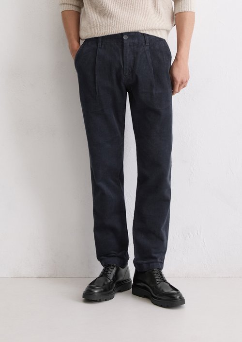 Corduroy trousers model Osby pleats tapered — Dark Navy