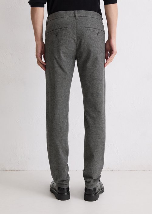 Chino model Stig shaped — Dark Grey