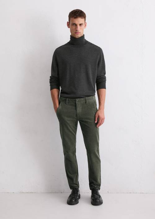 Cordbroek, model Stig, in jogger-stijl Mangrove in vooraanzicht
