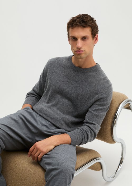 Sweater regular — Graphic Grey Melange
