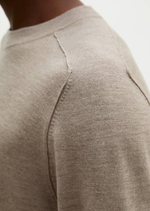 Pull-over regular Dark Beige Melange en vue détaillée