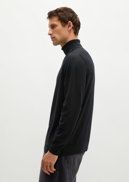 Regular turtleneck sweater — Black