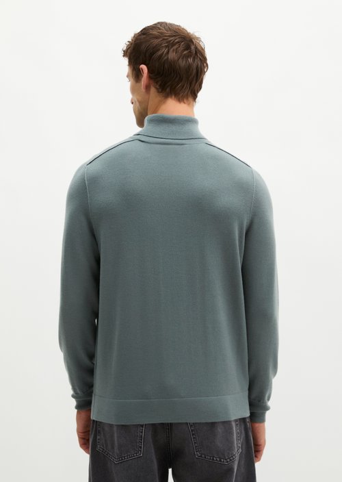 Regular turtleneck sweater — Skipping Stone