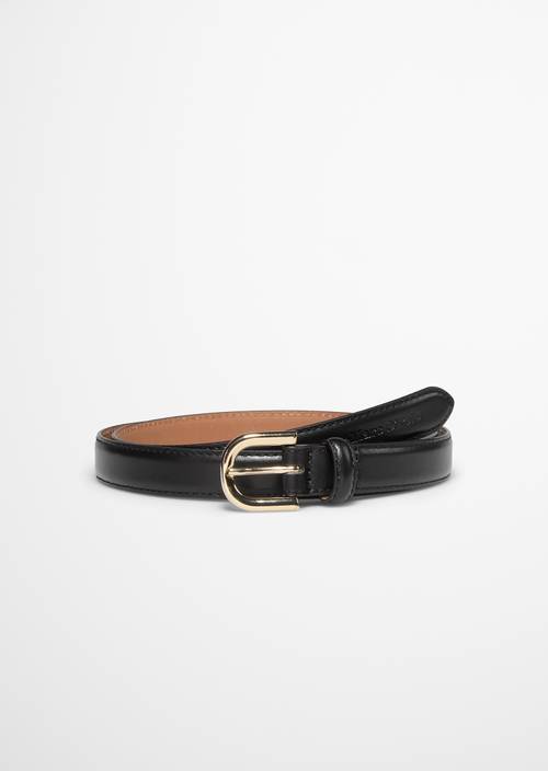 Belt Black in front view