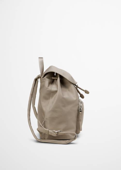 Plecak średni Chalky Mauve w widoku z boku