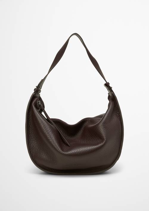 Bolso hobo mediano Black Cherry en vista frontal